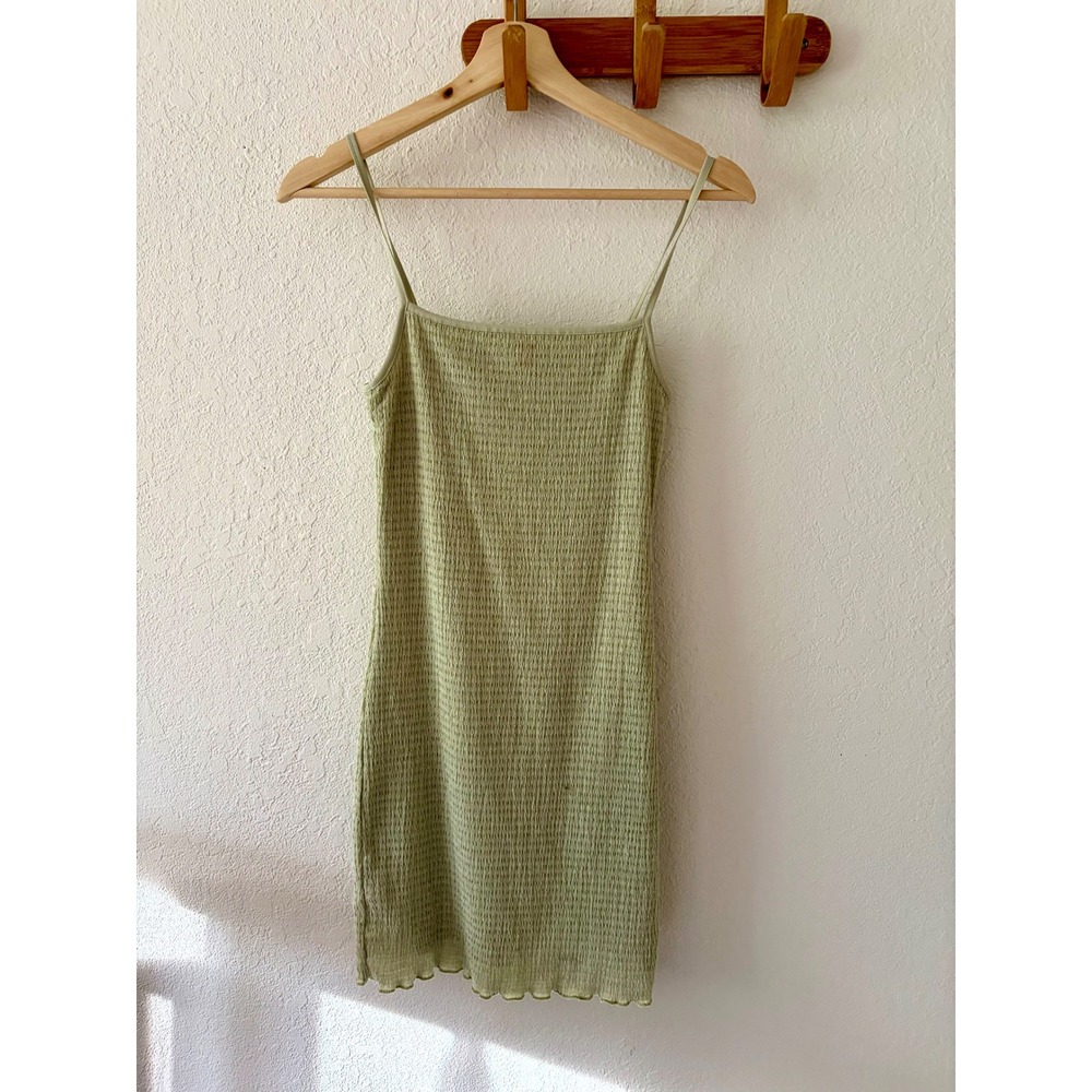 Aritzia Wilfred XS Light Green Lettuce Edge Smocked Mini Dress